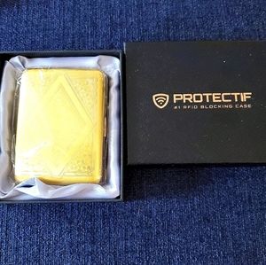 Gold RFID Blocking Credit Card Holder/Protector 